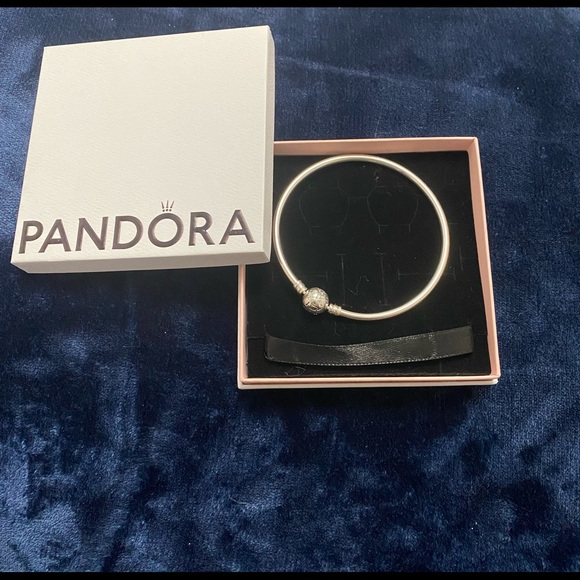 Pandora star and galaxy bangle - Picture 2 of 4
